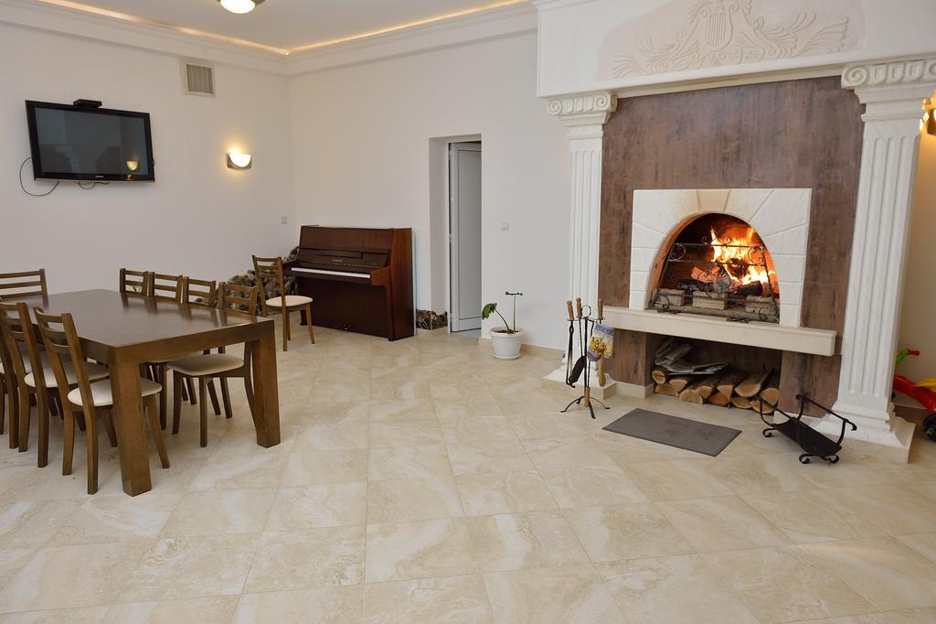 Guest House Nocturno Berkovitsa Dış mekan fotoğraf