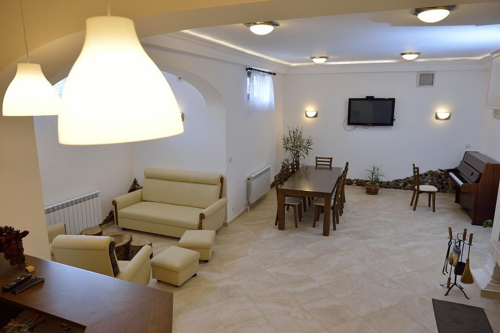 Guest House Nocturno Berkovitsa Dış mekan fotoğraf
